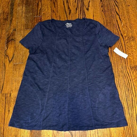New Chico’s top - Picture 1 of 4